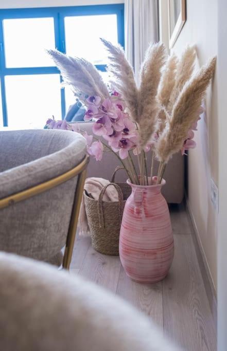 Flower Gardens Apartment
