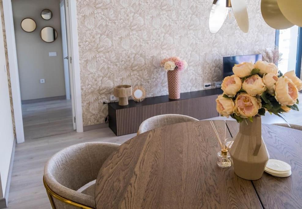 Apartment Flower Gardens *